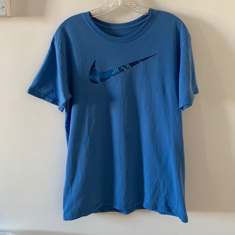 Blue Nike T-shirt with raindrop design logo